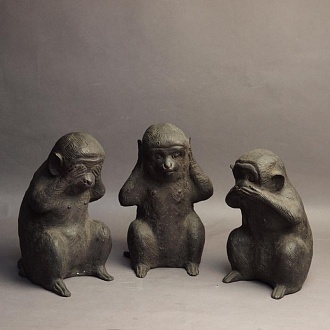 Бронзовая скульптура "Три обезьянки"